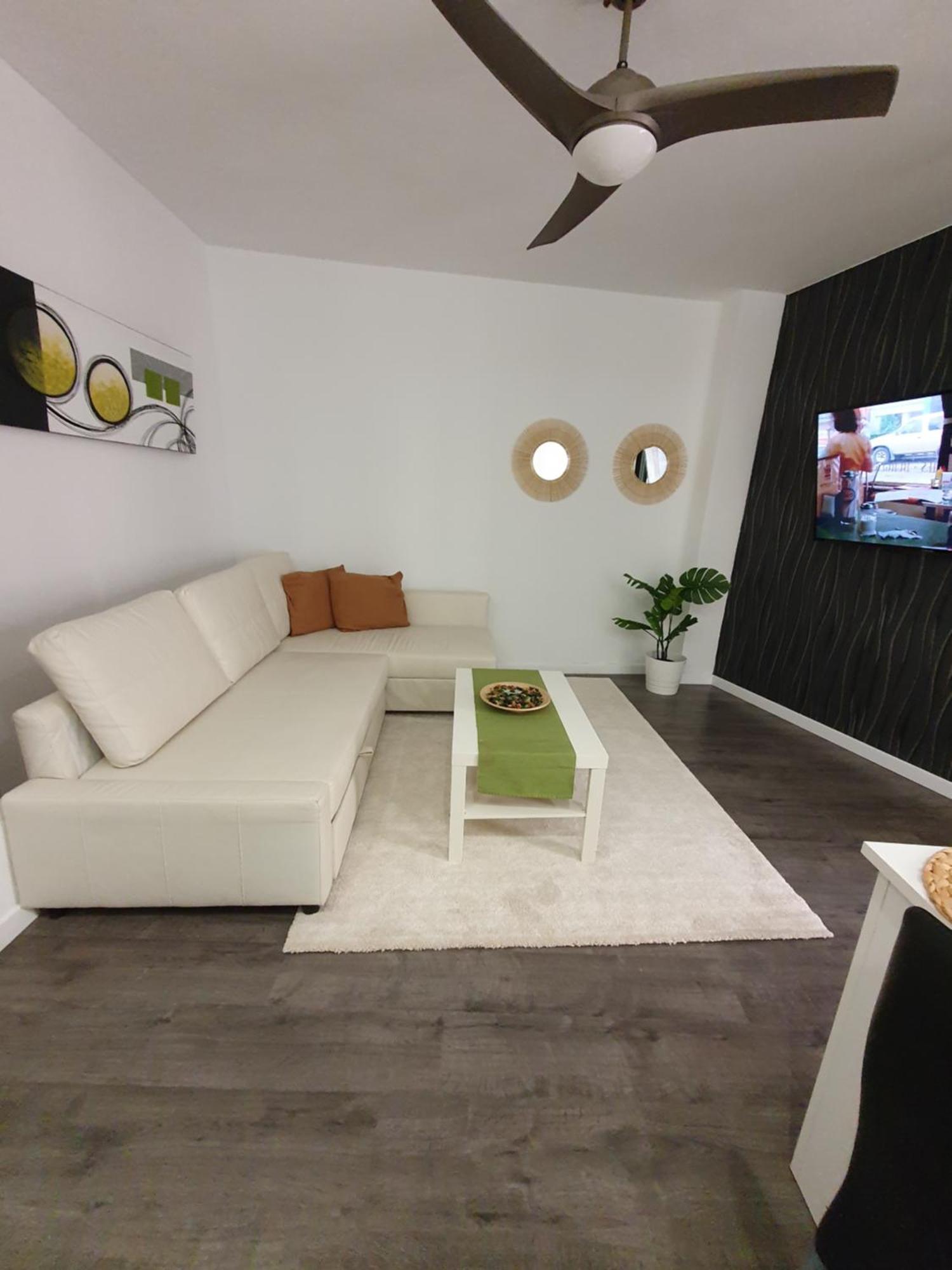 Tribuna Deluxe Малага Екстер'єр фото